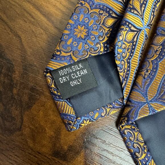 NWT TOM JAMES Executive Collection Silk Necktie Made In Italy  Tie - Picture 4 of 6